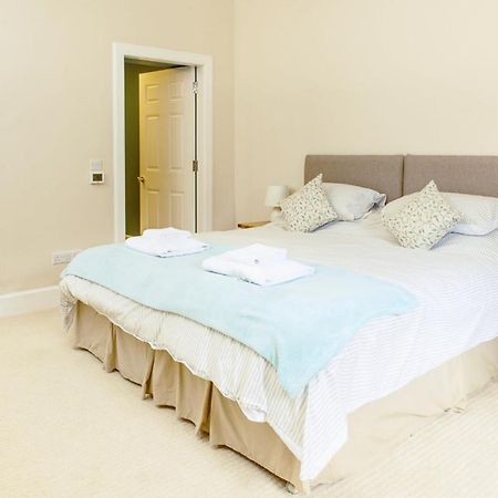 Gorgeous Central Edinburgh 3-Bedroom Apartment Edimburgo Exterior foto